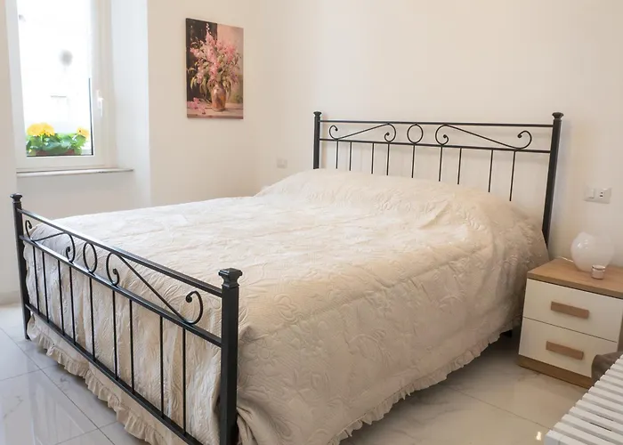 De Camillis In St Peter Apartment