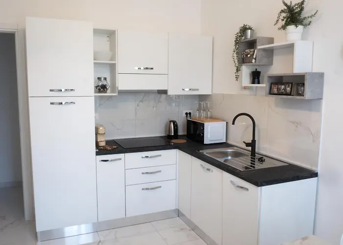 De Camillis In St Peter Apartment *